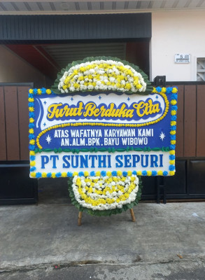 Papan Bunga Duka di Krayan