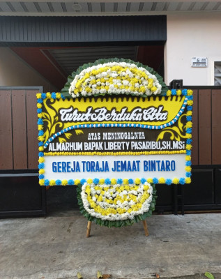 Papan Bunga Duka di Krayan