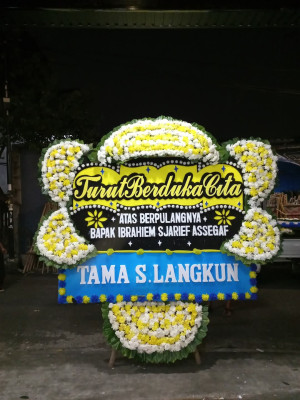Papan Bunga Duka di Krayan