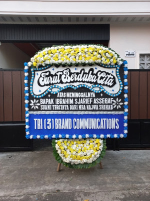 Papan Bunga Duka di Krayan